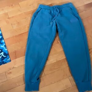 Puma joggers